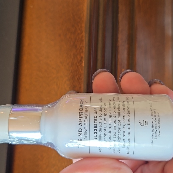 Dark Spot Corrector - BRAND NEW, UNOPENED - Picture 8 of 8